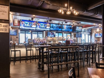 Downtown District Tap Bar TVs